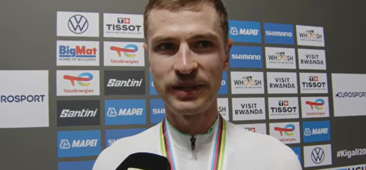 girodociclismo.com.br jay vine vice campeao mundial descreve mudanca de ultima hora na conquista apos o reconhecimento mudamos de estrategia assista o video image