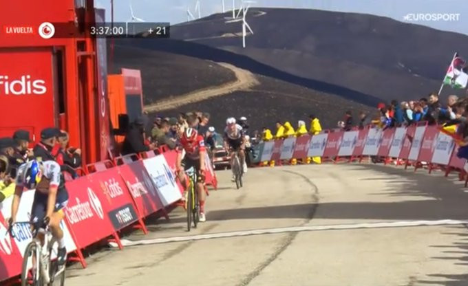 girodociclismo.com.br joao almeida analisa a 17a etapa da vuelta a espana nao foi perfeito mas esses dias passam assista o video image