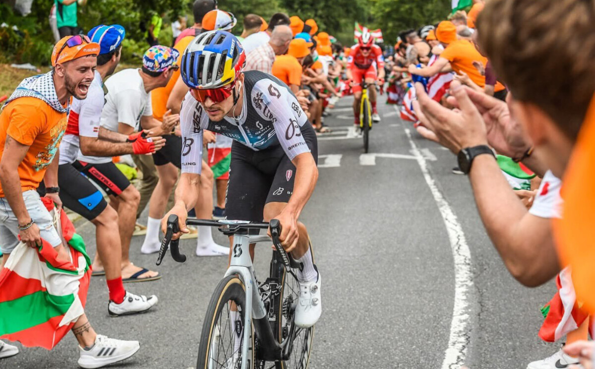 girodociclismo.com.br jonas vingegaard fala apos polemica etapa na vuelta a espana vimos pessoas tentando tomar a estrada o que querem de nos ciclistas image