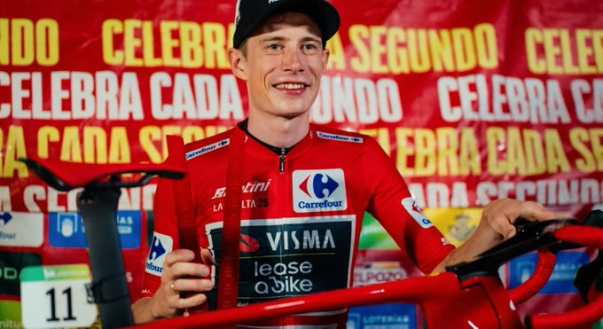 girodociclismo.com.br jonas vingegaard revela festa improvisada da vuelta foi ideia da mae de tom pidcock mantivemos tudo um pouco discreto image 1