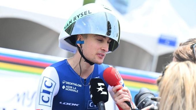 girodociclismo.com.br jovem prodigio paul seixas encara estreia dificil em contrarrelogio longo no mundial image