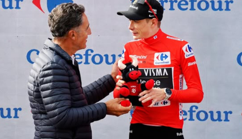 girodociclismo.com.br lendas do ciclismo falam sobre polemica saida de juan ayuso da uae emirates xrg por que colocar mais lenha na fogueira image 2