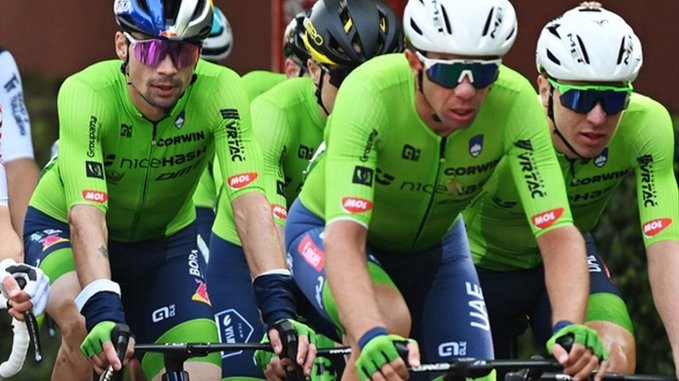 girodociclismo.com.br primoz roglic analisa o mundial de ciclismo de ruanda as cartas serao jogadas apos 5 horas de prova esloveno tambem revela final de temporada image 3