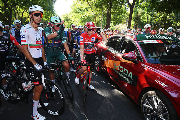 girodociclismo.com.br protestos forcam cancelamento da etapa final da vuelta a espana jonas vingegaard e campeao image