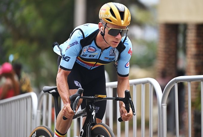 girodociclismo.com.br remco evenepoel concede coletiva e analisa o na melhor forma possivel mas a uae emirates vai ajudar tadej pogacar image