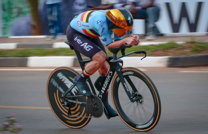 girodociclismo.com.br remco evenepoel pode tentar bater filippo ganna no recorde da hora e um objetivo que vira no devido tempo afirma pai do campeao mundial image