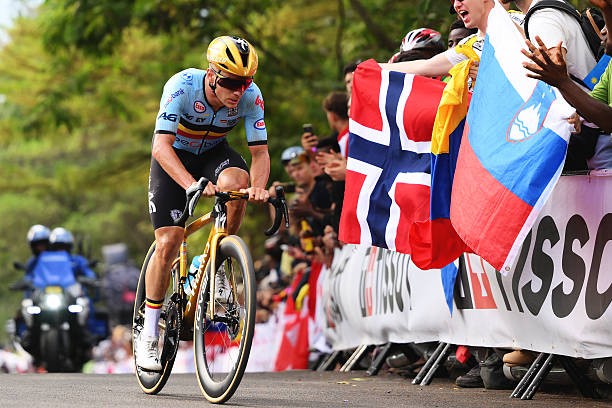 girodociclismo.com.br remco evenepoel surpreende e supera tadej pogacar com volta mais rapida em ruanda image 1