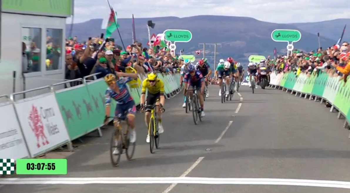 girodociclismo.com.br remco evenepoel vence a etapa rainha do tour da gra bretanha afonso eulalio top 4 confira os resultados e a chegada image 3