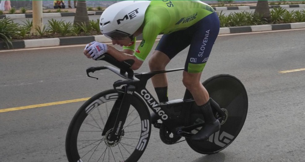 Tadej Pogacar admite planos frustrados após a derrota para Remco Evenepoel "eu queria conquistar a dobradinha nesta semana" 3 girodociclismo.com.br tadej pogacar admite planos frustrados apos a derrota para remco evenepoel eu queria conquistar a dobradinha nesta semana image