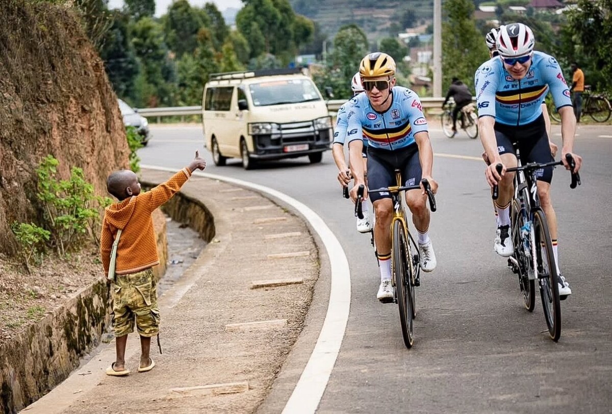 girodociclismo.com.br tadej pogacar e o favorito mas eu preferiria estar no lugar de evenepoel tradicional comentarista belga analisa o mundial image 2
