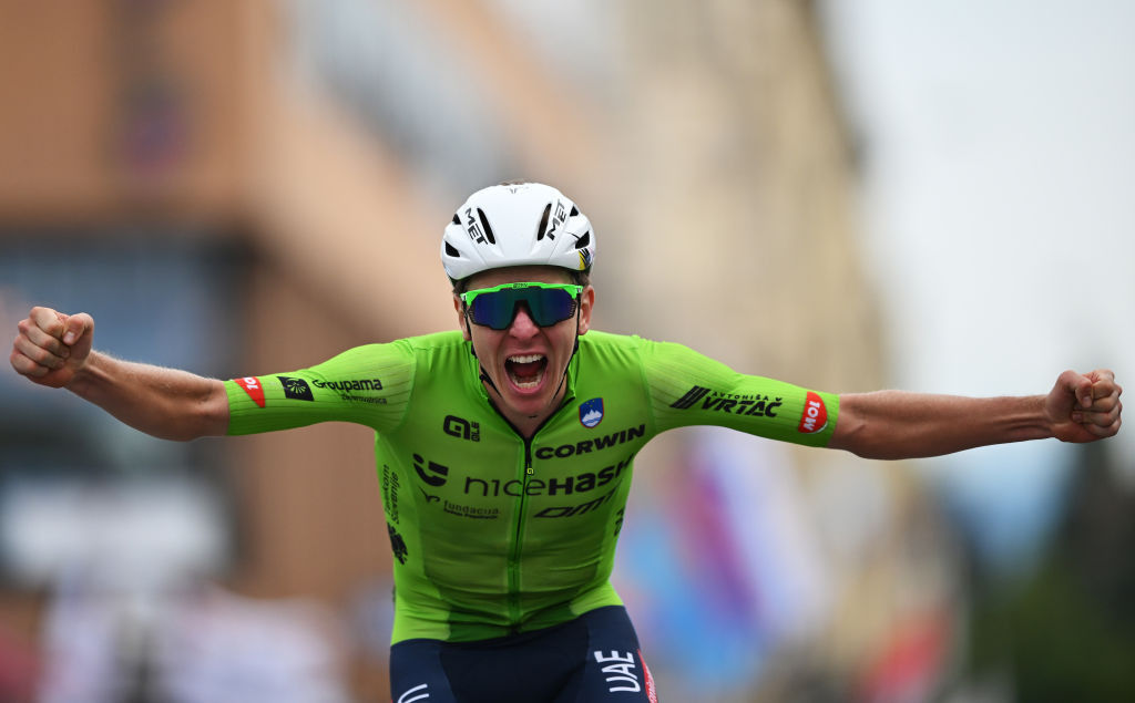 girodociclismo.com.br tadej pogacar em busca de duas camisas arco iris no mundial esloveno deve enfrentar remco evenepoel no contrarrelogio image 1
