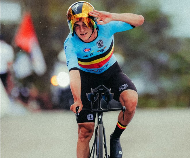 "Tadej Pogacar parece em crise de motivação, Evenepoel é o favorito" ex-recordista da hora crava seu favorito ao Mundial 3 girodociclismo.com.br tadej pogacar parece em crise de motivacao evenepoel e o favorito ex recordista da hora crava seu favorito ao mundial image 5