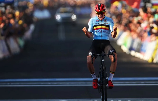 girodociclismo.com.br tadej pogacar pode registrar mais um feito historico no mundial de ruanda esloveno em busca de mais uma jornada inedita image 4