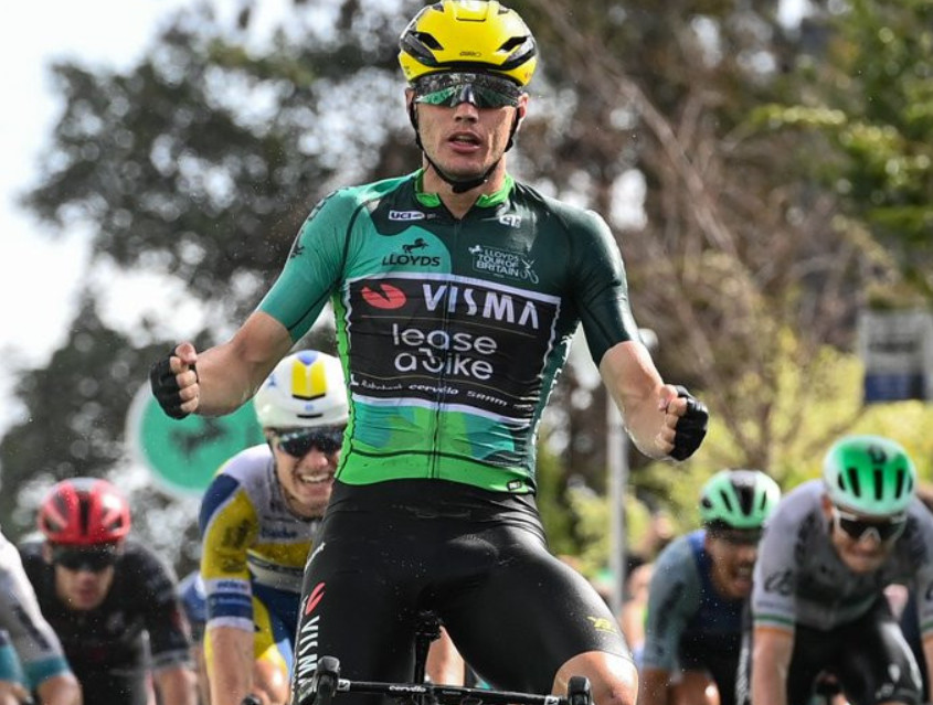 girodociclismo.com.br tour da gra bretanha olav kooij vence novamente em etapa marcada pelo caos e pela chuva image 7