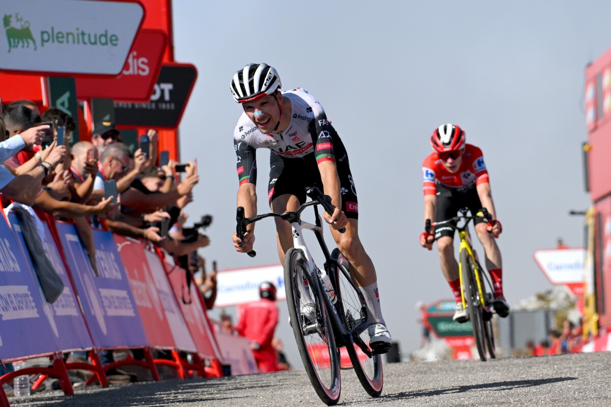 girodociclismo.com.br uae team emirates xrg atinge marco historico no ciclismo image 7