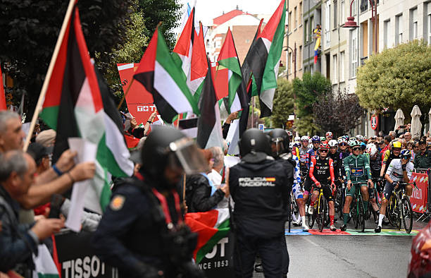 girodociclismo.com.br uci critica fortemente o governo espanhol e poe em duvida futuros eventos lamentamos que o primeiro ministro tenha apoiado as acoes image 2