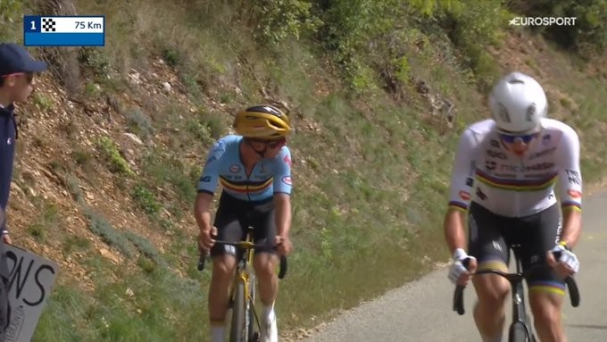 girodociclismo.com.br campeonato europeu 2025 tadej pogacar ataca forte deixa remco evenepoel para tras e caminha para a vitoria assista o video image