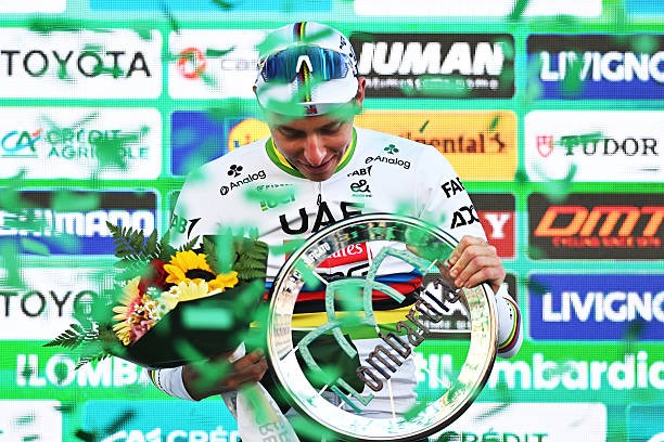 girodociclismo.com.br eddy merckx me parabenizou pela vitoria tadej pogacar revela conversa com o maior ciclista da historia apos a il lombardia image 1
