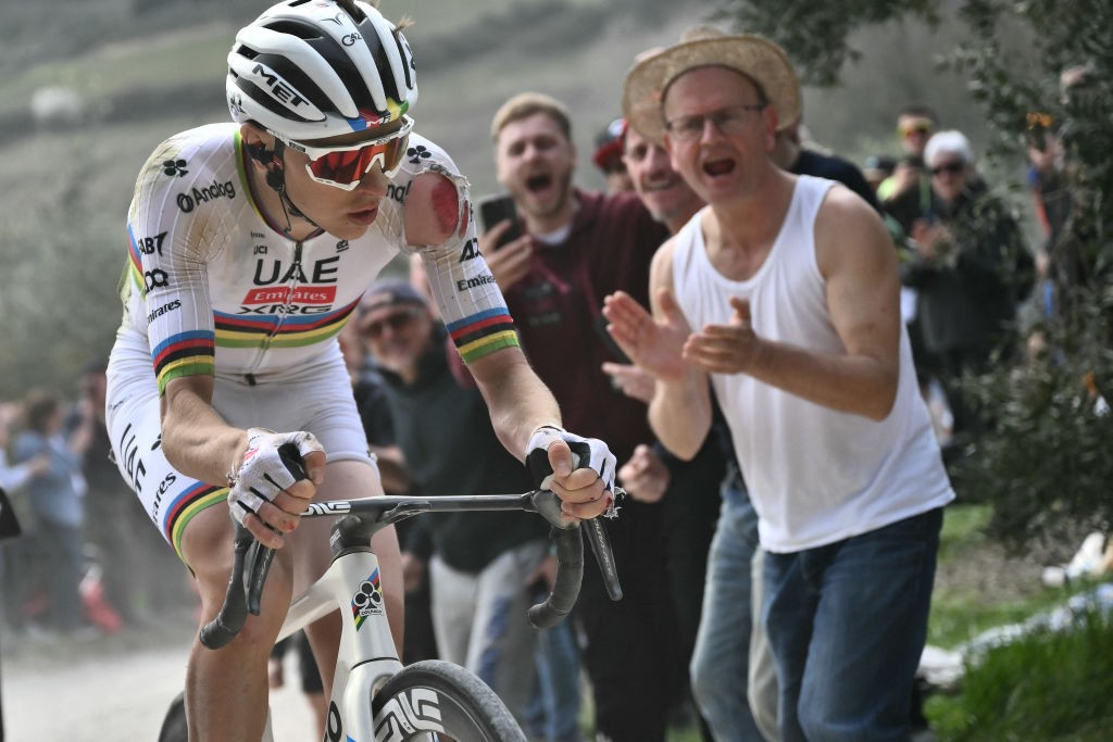 girodociclismo.com.br ernesto colnago me deu o telefone e falei com eddy merckx tadej pogacar revela momento inusitado apos a vitoria na il lombardia image 3