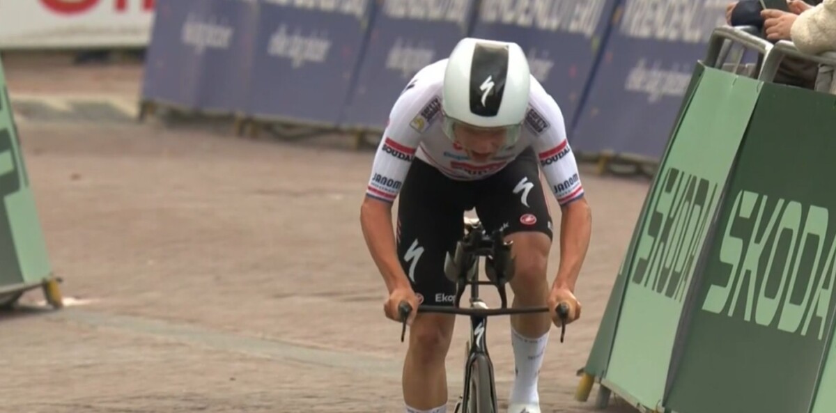 girodociclismo.com.br ethan hayter vence contrarrelogio e retoma lideranca do tour da holanda confira os resultados e a chegada image 3