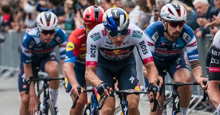 girodociclismo.com.br florian lipowitz desiste da il lombardia alemao anuncia o encerramento da temporada e um alivio admite lipowitz image 1