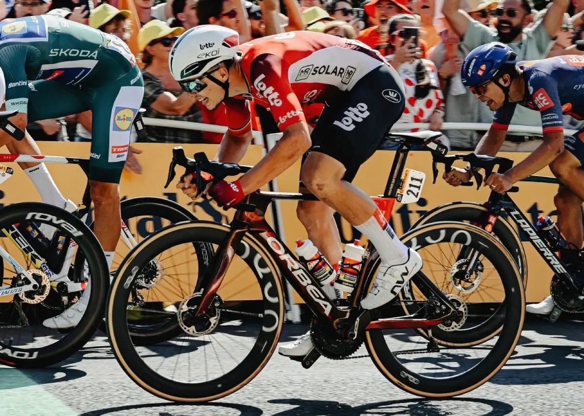 girodociclismo.com.br fusao entre intermarche wanty e lotto e iminente demissoes ja acontecem e resposta da uci sera neste sabado entenda o caso image 4