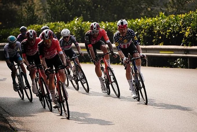 girodociclismo.com.br il lombardia 2025 image 4