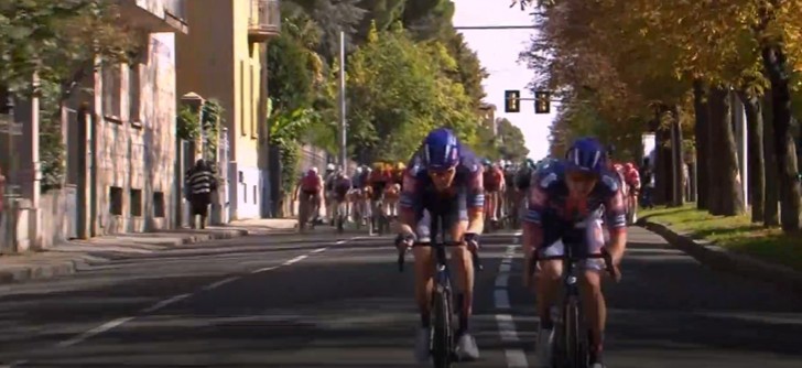 girodociclismo.com.br isaac del toro bate tom pidcock e vence o giro dellemilia 2025 confira os resultados e a chegada image 6