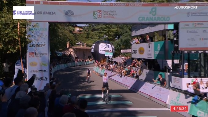 girodociclismo.com.br isaac del toro bate tom pidcock e vence o giro dellemilia 2025 confira os resultados e a chegada image