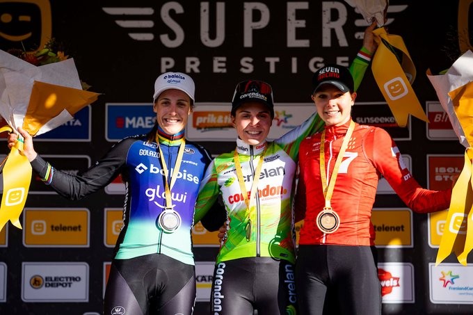 girodociclismo.com.br italiana sara casasola vence superprestige overijse apos queda de lucinda brand confira os resultados e a chegada image 1