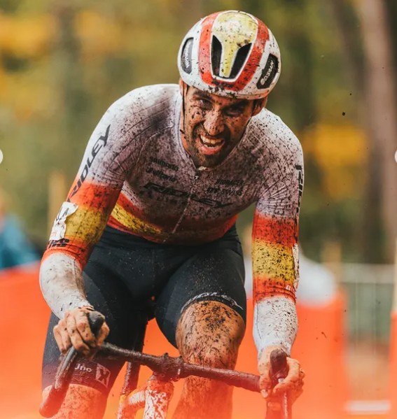 girodociclismo.com.br joris nieuwenhuis troca bicicleta e vence o exact cross heerderstrand na ultima volta confira os resultados e a chegada image 6