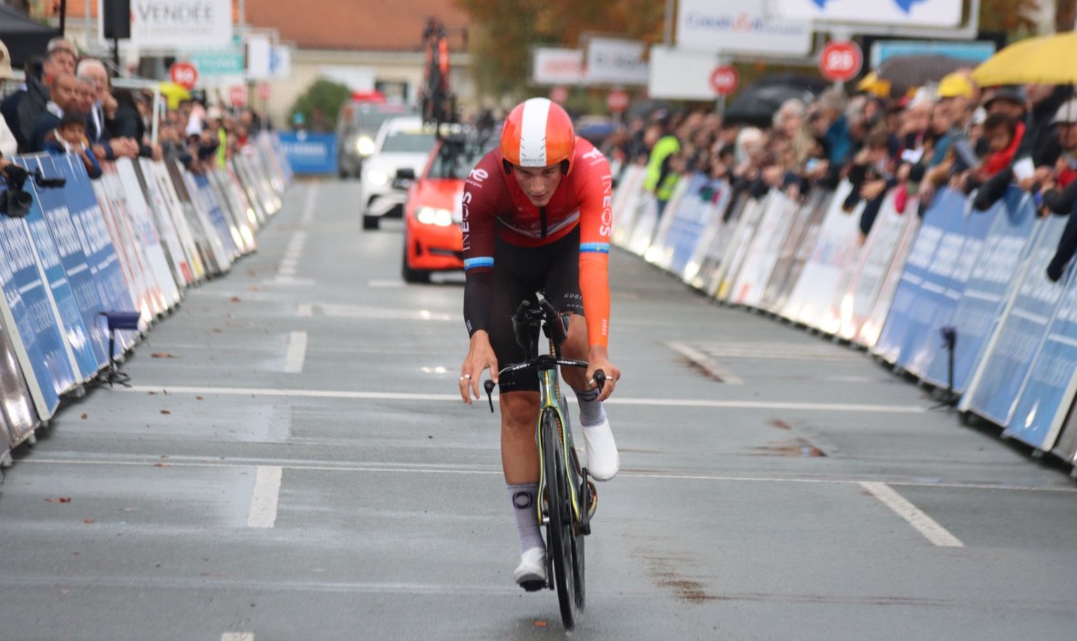 girodociclismo.com.br joshua tarling bate jay vine e vence a chrono des nations confira os resultados e a chegada image 2