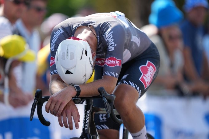girodociclismo.com.br mathieu van der poel retorna das ferias e analisa o dominio de tadej pogacar ele faz o que quer no momento image 1