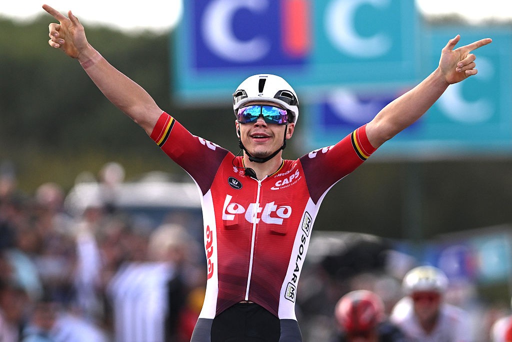 girodociclismo.com.br mercado de transferencias 2026 mudancas e reformulacoes no pelotao mundial de ciclismo image