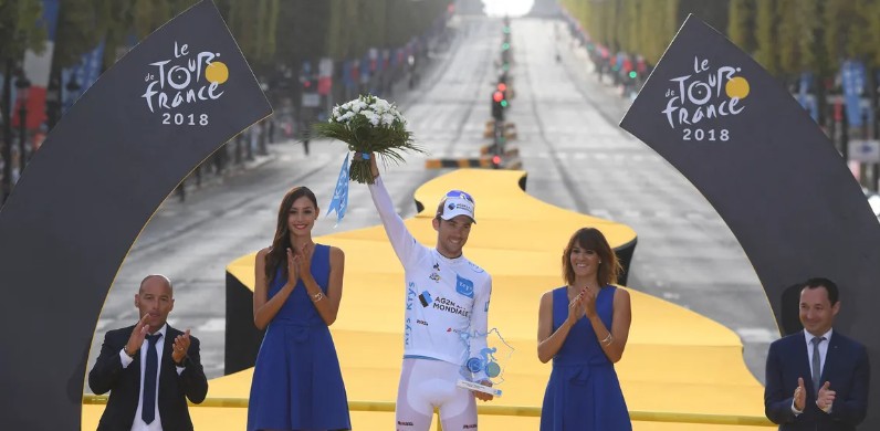 Multicampeão francês é atropelado e antecipa aposentadoria, Melhor Jovem do Tour de France pendura a bicicleta 1 girodociclismo.com.br multicampeao frances e atropelado e antecipa aposentadoria melhor jovem do tour de france pendura a bicicleta image