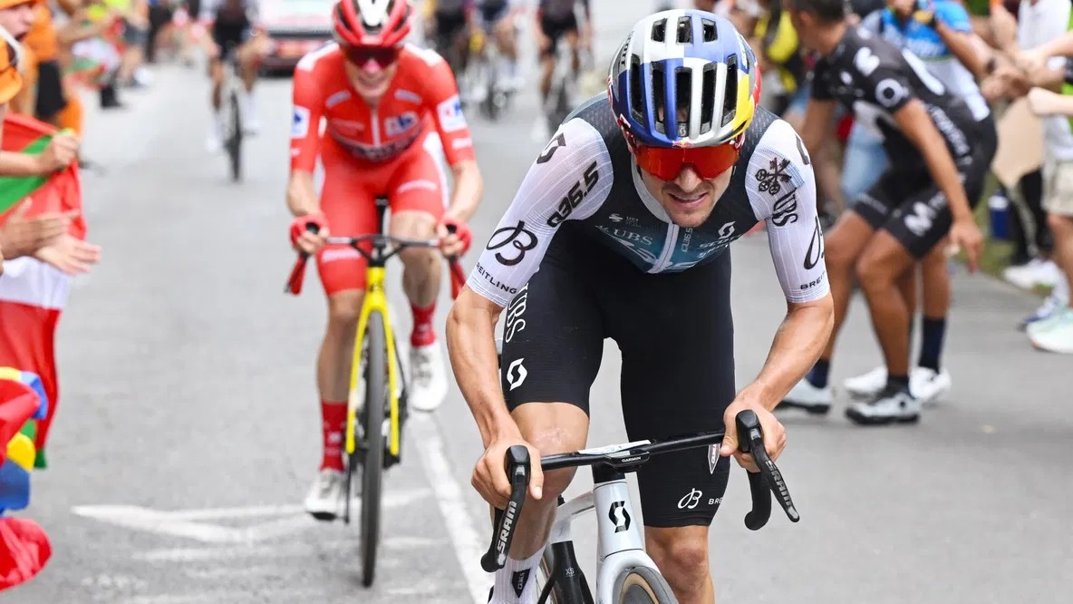 girodociclismo.com.br o fim de semana insano de tom pidcock da il lombardia para o mundial de gravel em menos de 24 horas image