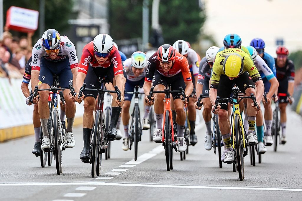 girodociclismo.com.br paris tours 2025 onde assistir a classica francesa confira as informacoes e o poderoso start list image 7