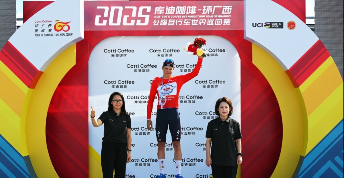 girodociclismo.com.br paul magnier vence a 1a etapa do tour de guangxi prova marcada por grave queda confira os resultados e a chegada image 8