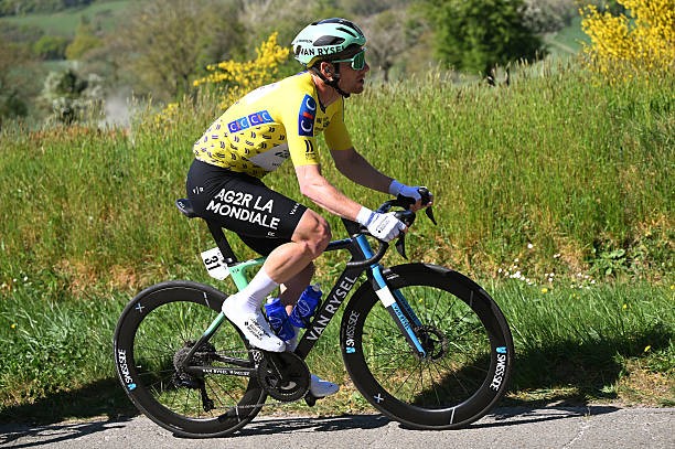 Equipe de Tom Pidcock anuncia grande contratação, camisa verde do Tour de France fecha grupo da Q36.5 para 2026, confira o anúncio 2 girodociclismo.com.br q 36 5 anuncia grande contratacao para 2026 camisa verde do tour de france fecha grupo para a proxima temporada image