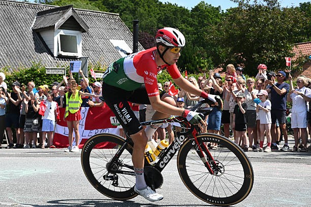 girodociclismo.com.br quatro ciclistas em sua ultima corrida na visma lease a bike no tour de guangxi somente 3 ciclistas do time permanecerao em 2026 image 5