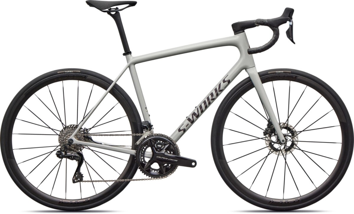 girodociclismo.com.br specialized apresenta a nova aethos 2 a bicicleta de estrada mais leve ja produzida pela marca image 1