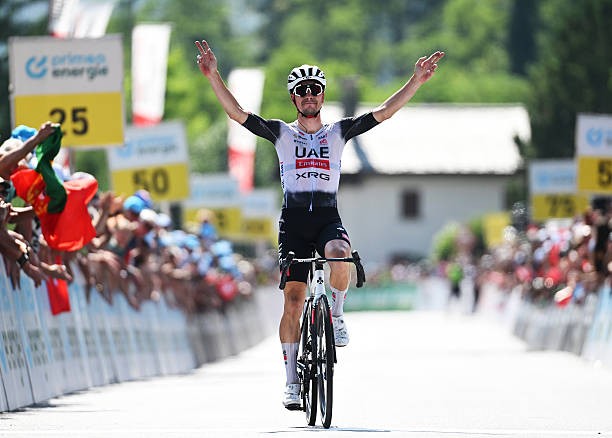 girodociclismo.com.br tadej pogacar vence ranking individual da uci 2025 uae emirates tem 3 ciclistas no top 5 confira os top 100 image 4