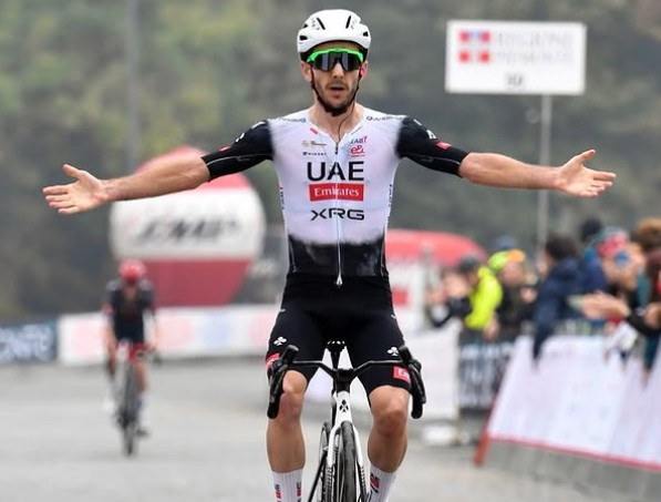 girodociclismo.com.br uae emirates domina e adam yates vence a valdengo oropa confira os resultados e a chegada image 8