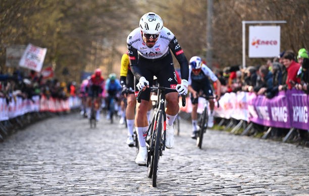 girodociclismo.com.br uae emirates revela a equipe para a imprevisivel paris tours antonio morgado lidera o forte time confira a escalacao completa image 1