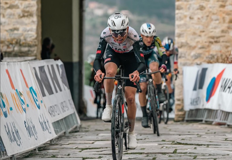 girodociclismo.com.br adria pericas o novo talento espanhol que ja compartilha o mesmo horizonte de pogacar image 2