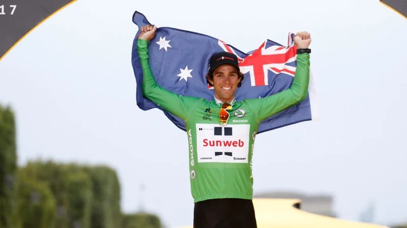 girodociclismo.com.br camisa verde do tour de france renova contrato apos grave problema de saude eu teria morrido confira o anuncio da jayco alula image