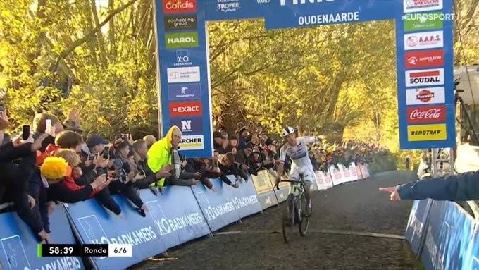 girodociclismo.com.br campeao europeu thibau nys domina e vence o koppenbergcross confira os resultados e a chegada image