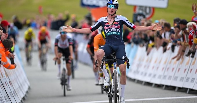 girodociclismo.com.br capitao da red bull bora passa por cirurgia removeram um pedaco do meu nariz ciclista projeta temporada 2026 image