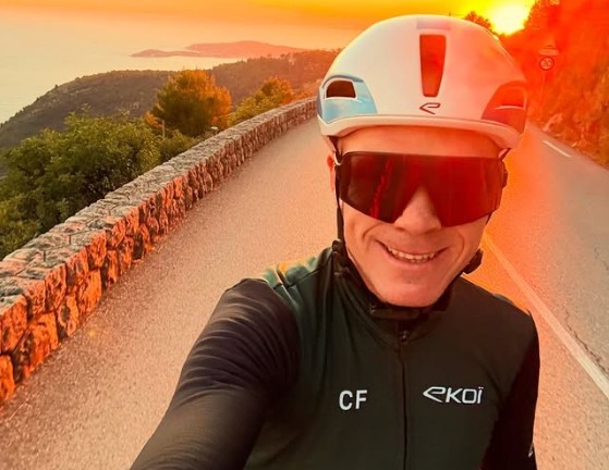 girodociclismo.com.br chris froome retoma treinos apos grave lesao enquanto aposentadoria se aproxima image 1