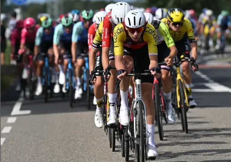 girodociclismo.com.br dois meses apos sofrer um avc ciclista da cofidis ludovic robeet celebra recuperacao apos avc e volta a pedalar image 6